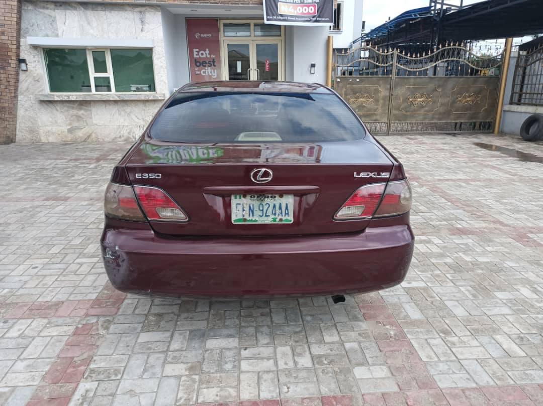 A picture of Dealer market lexus es330