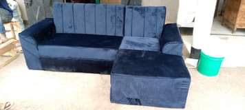 A picture of Sofa set
