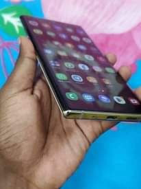 A picture of Samsung note 10