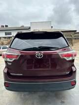 A picture of 2015 Toyota Highlander toks Le Foreign used