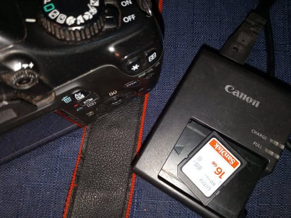 A picture of Canon 18mm 55mm lens camera
