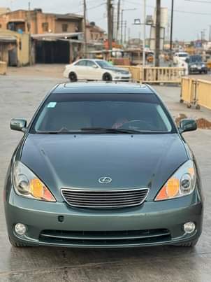 A picture of Extremely neat registered ES330 2006 model