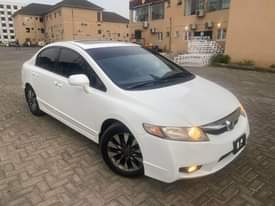 A picture of 2 months used Honda Civic 2009 with leather seats and
