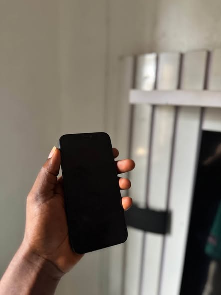 A picture of iPhone 12pro 128gb