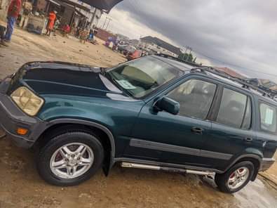 A picture of Distress sale distress sale Neatly used Honda CRV d1999 Very