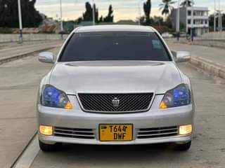 A picture of Toyota Crown Athletes
