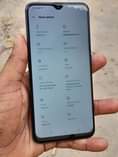 A picture of Oppo F11