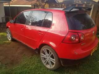 A picture of Golf 5 10m Call 0701488581 What s app 0776417404