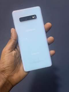 A picture of Samsung S10