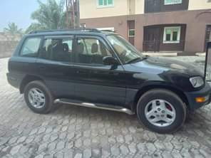 A picture of Toyota RAV4 Sound engine Smooth gear AC chilling Neat interior