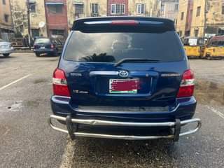A picture of 2004 Toyota Highlander limited Price 4 950m Location Amuwo odofin