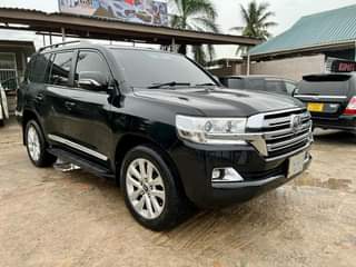 A picture of 2008TOYOTA LANDCRUISER Vx R On sale price 100m only Call0742800390