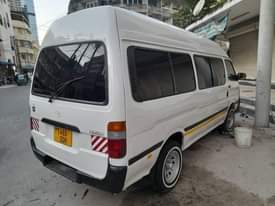 A picture of  TOYOTA_HIACE_0620356906