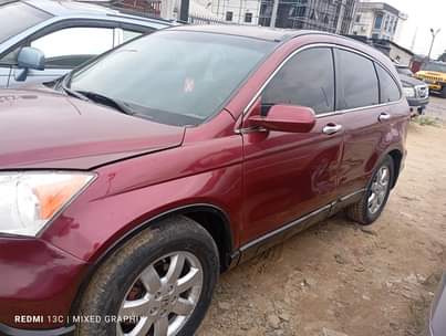 A picture of 2005 Honda CRV