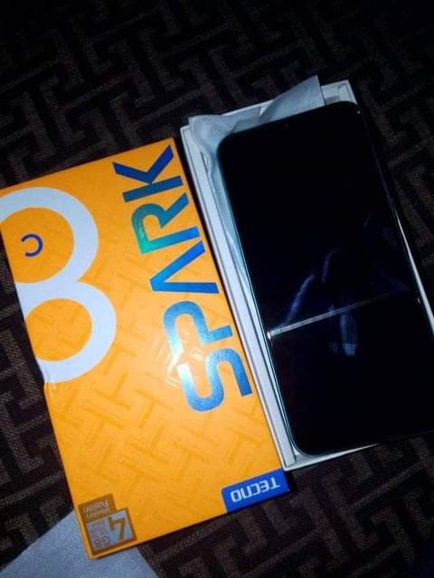 tecno spark