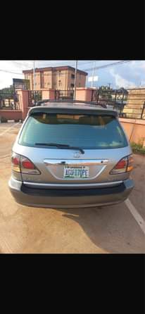 A picture of Lexus rx300