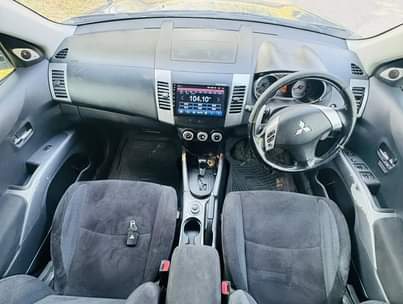A picture of Mistubish Outlander inauzwa