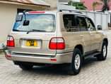 A picture of Land Cruiser CYGNUS