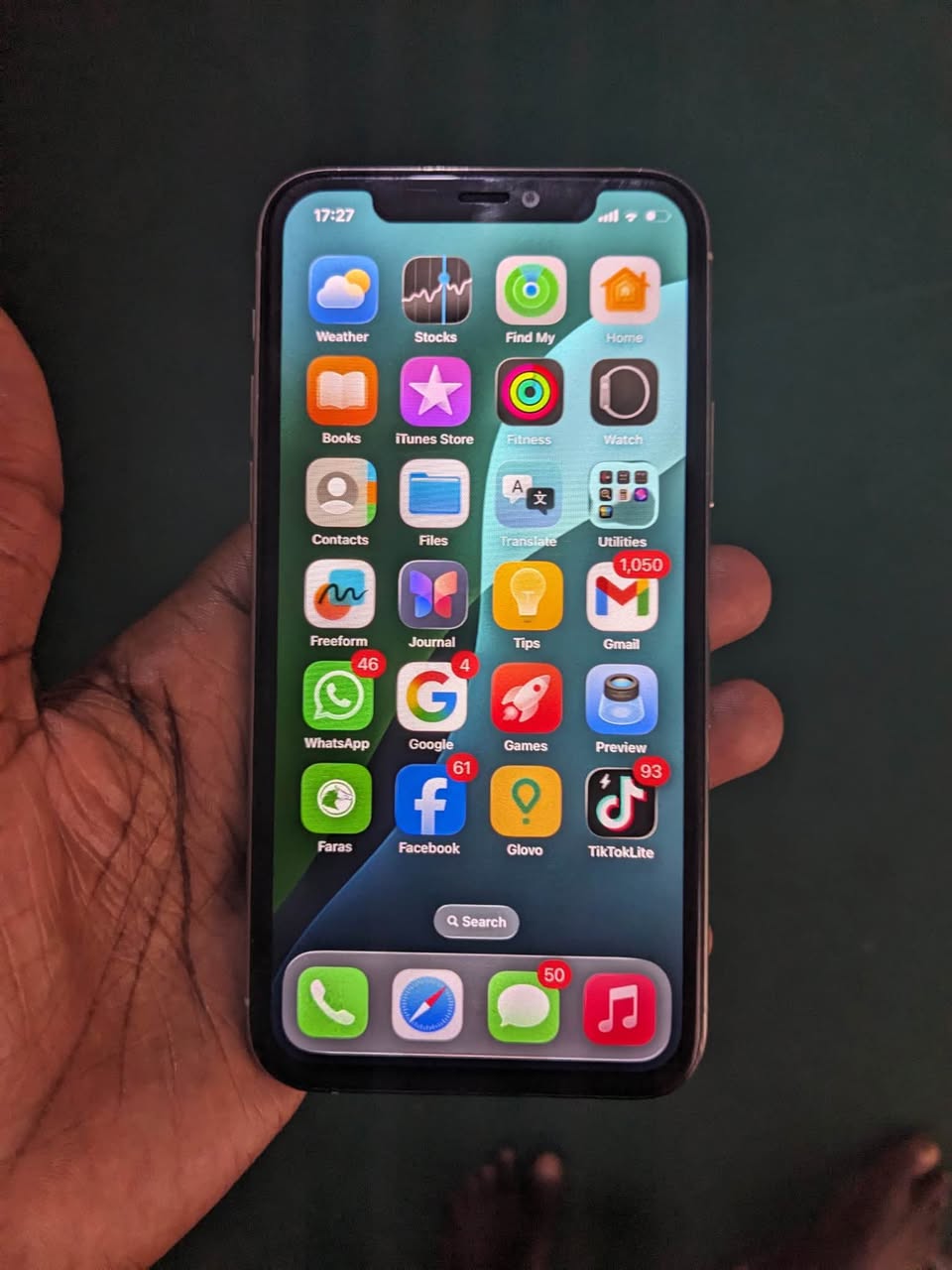 A picture of iPhone 11 Pro 256 gb