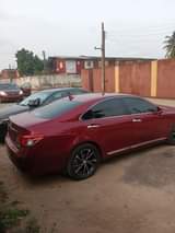 A picture of Super clean 2010 Lexus Es 350 full option