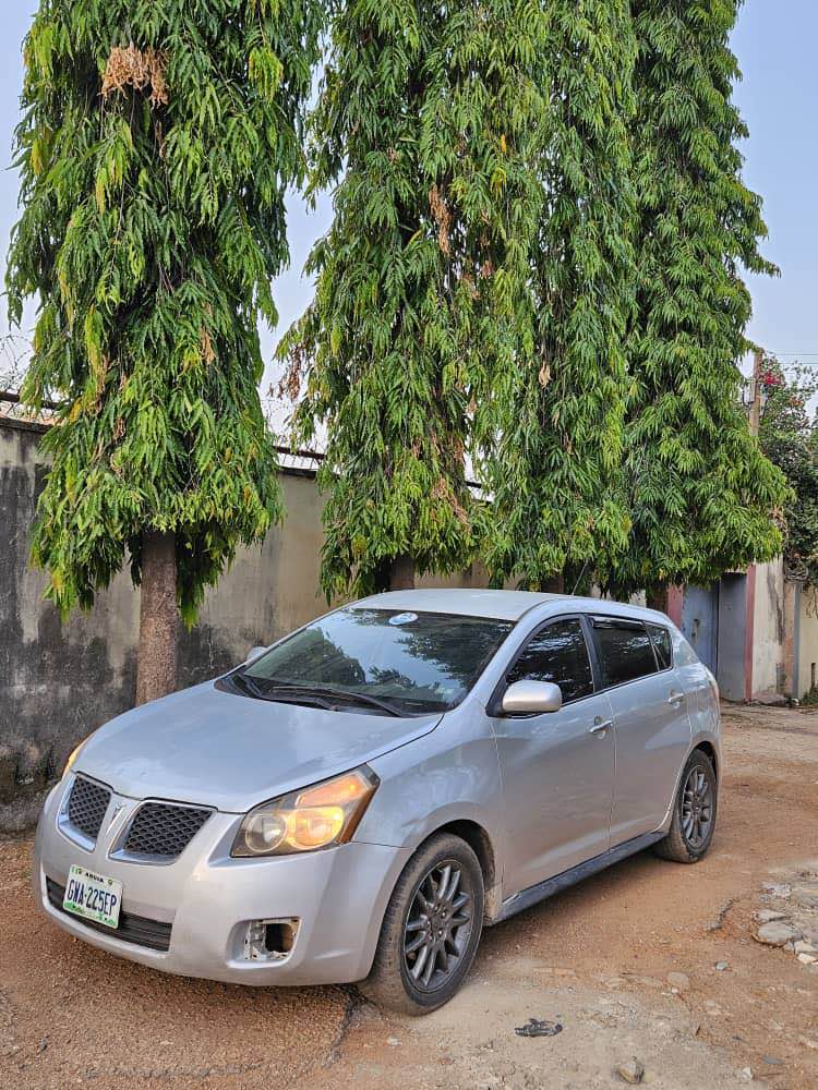 A picture of VIBE PONTIAC 2009 MODEL