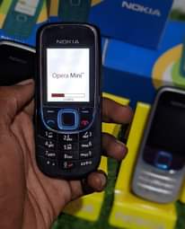 A picture of NOKIA 2322 MPYA FULL BOX KWA ELFU 26TU...0