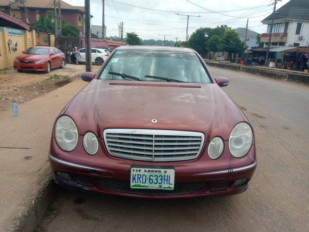 A picture of Mercedes Benz E350
