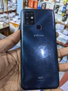 A picture of infinix hot 10