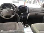 A picture of Toyota Sienna 2004