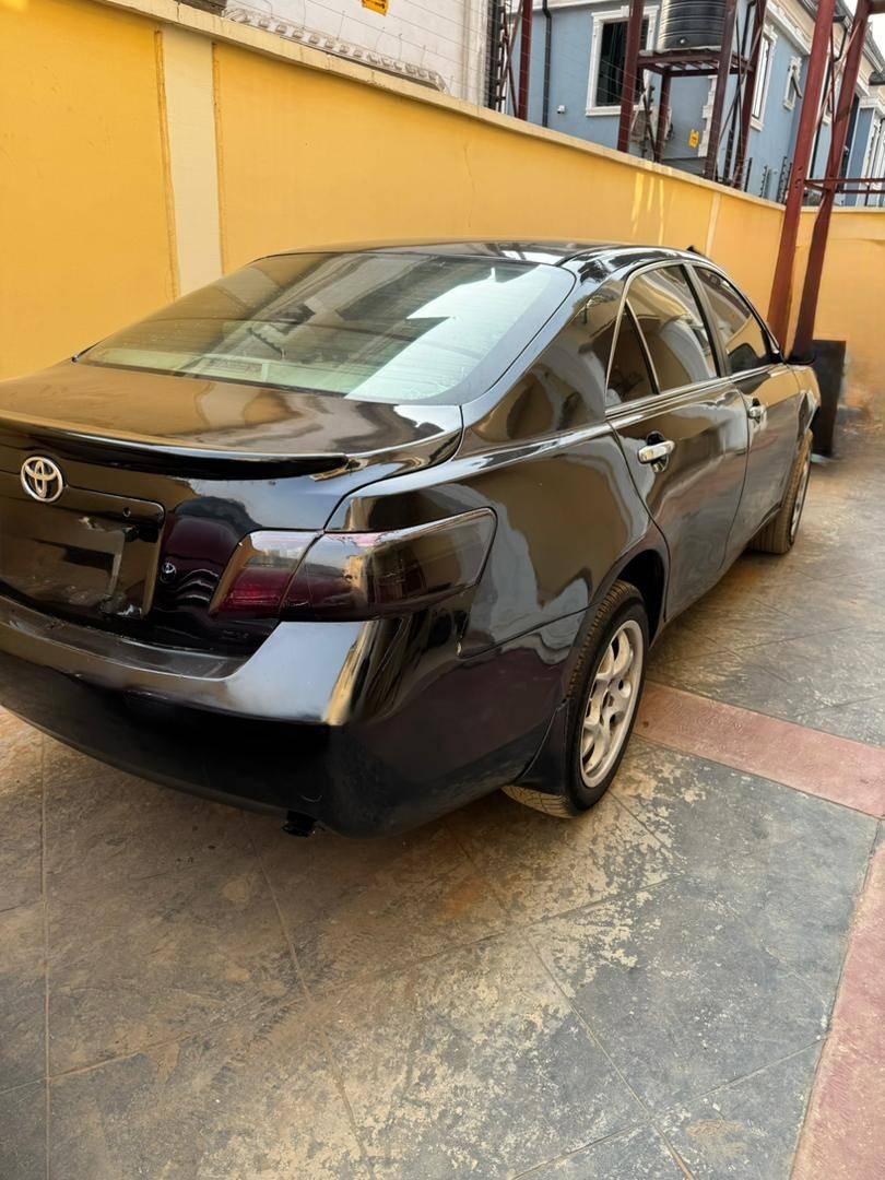 A picture of Toyota Camry 08