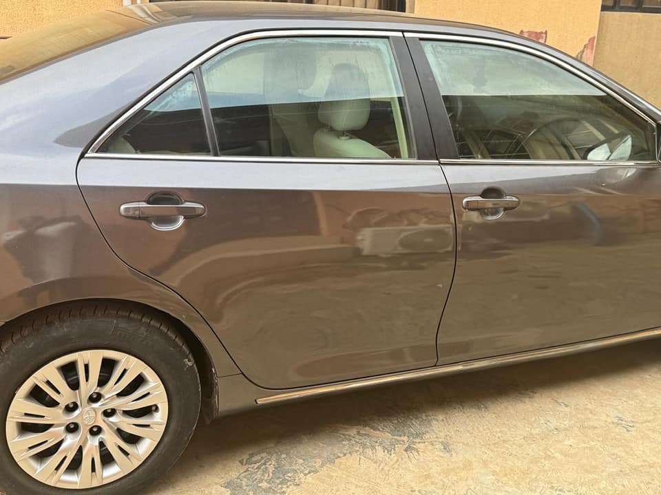 A picture of 2014 Tokunbo Toyota Camry Accident free available for sale 13