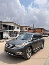 A picture of 2011 TOYOTA HIGHLANDER