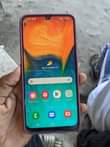 A picture of Samsung Galaxy a30 hiii apa imenyooka gb64 ram4 net4g 0687879635