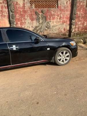 A picture of Lexus GS 07 08 owner is traveling engine and gear