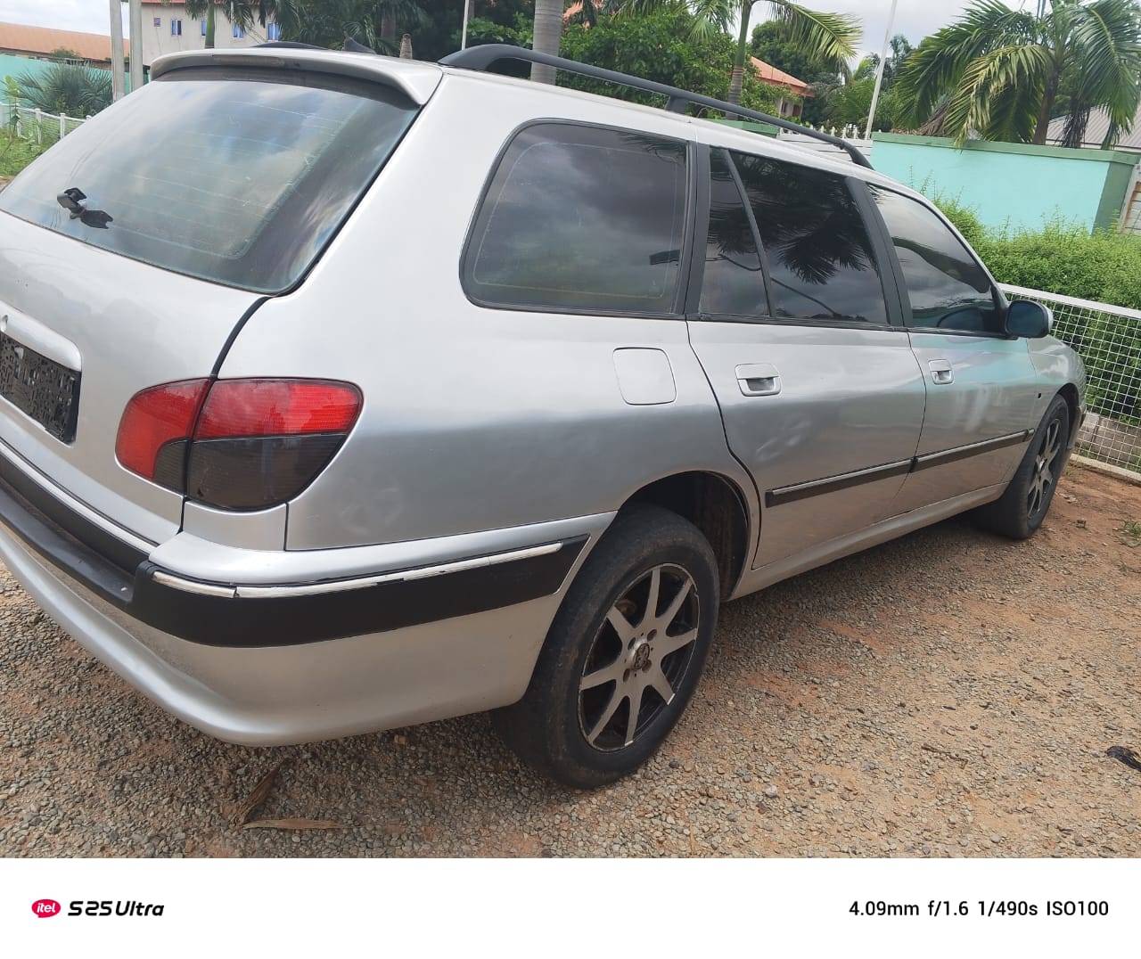 A picture of 406 wagon
