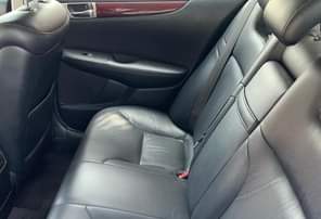 A picture of Lexus ES330 2006 Neatly used frost body Nothing to fix