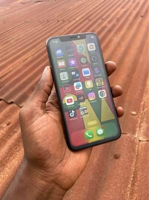 A picture of iPhone X