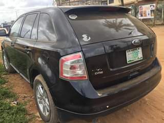A picture of Ford Edge 2009