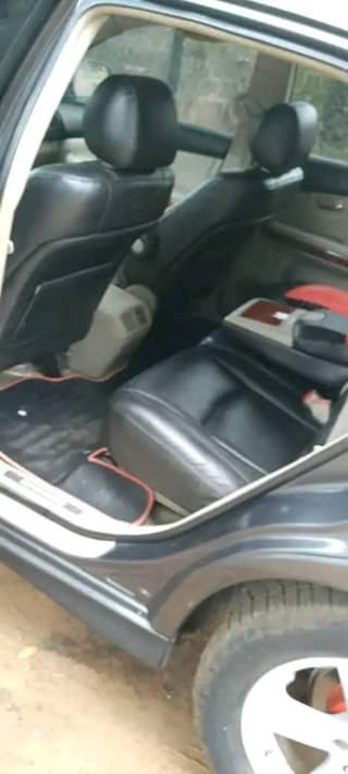 A picture of Lexus Rx 330 for sale Everything is working fine buy