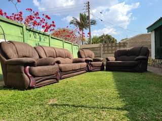 classifieds/furniture sofas