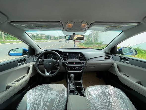 A picture of FOREIGN USED 2018 HYUNDAI SONATA 13 500 000 08175232309