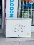 A picture of NAUza Hisense frza Lita 250 Bei 485 tu nipgie 0689319654