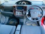 A picture of Toyota Raum New bodel