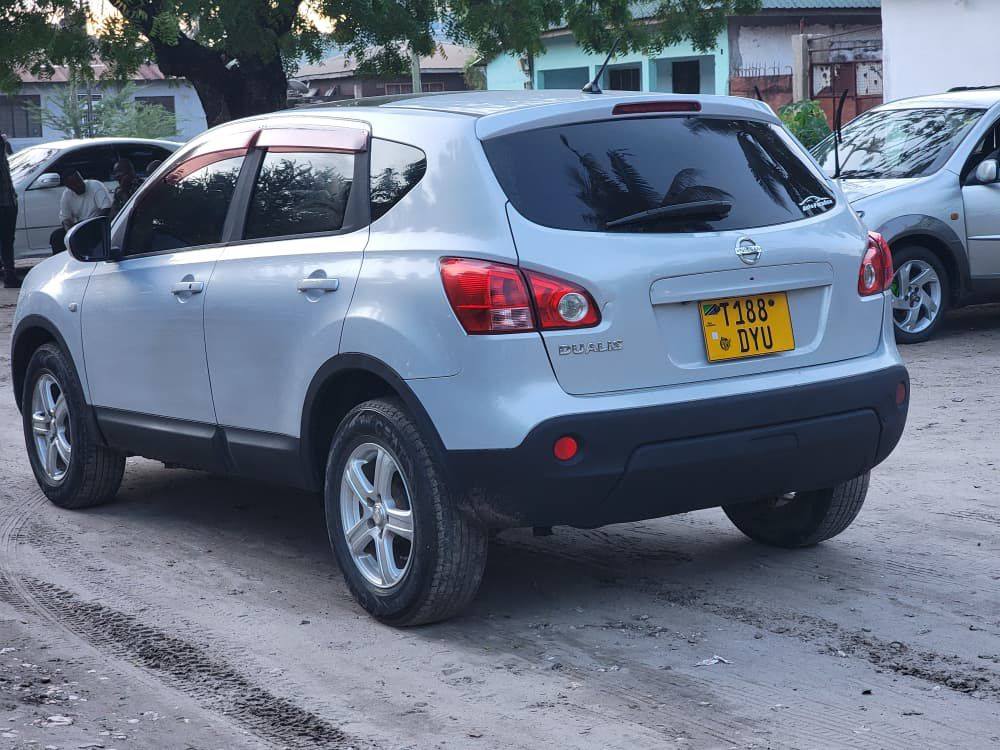 A picture of NISSAN DUALIS