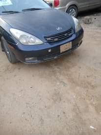 A picture of Es 330 lexus