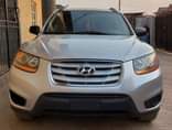 A picture of 2010 Hyundai Santa fe Tokunbo Gear ac engine working perfectly