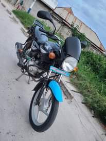 A picture of PIKIPIKI BM CC 125 GIA 5 INAUZWA