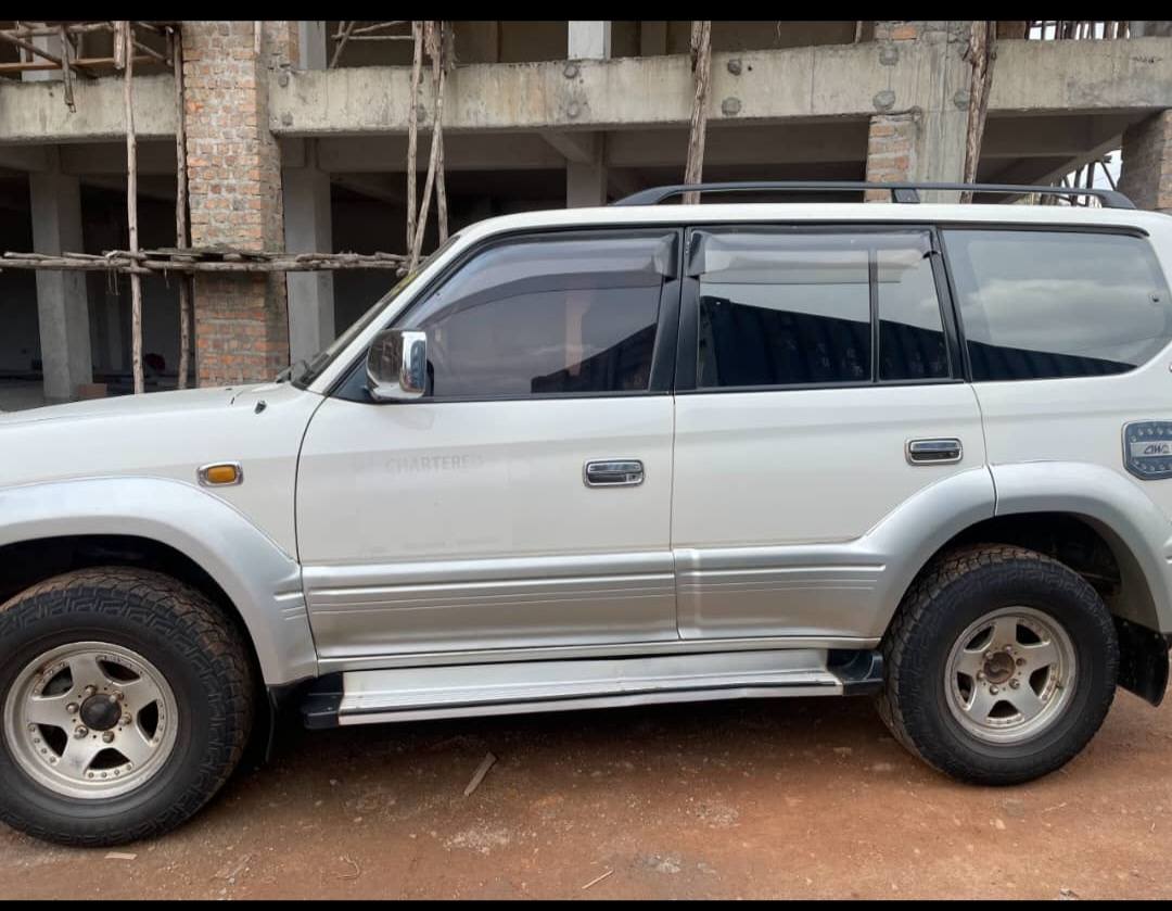 A picture of Toyota Prado