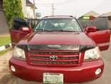 A picture of Sharpest 2004 Toyota Highlander 2 seater Silent V6 engine Ac