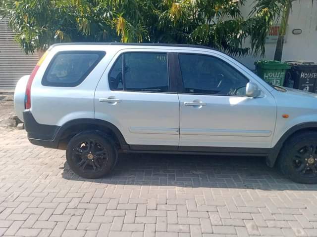A picture of 2003 Honda Crv